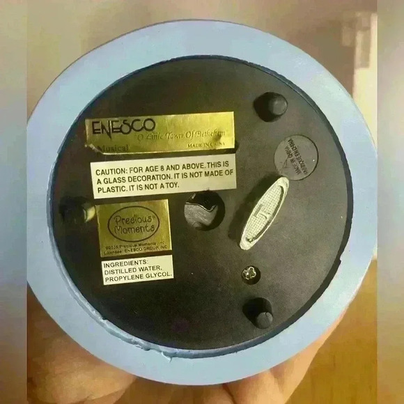 Precious Moments Musical Waterball -  O Little Town of Bethlehem'  - 2003 - NIP - Picture 7 of 7